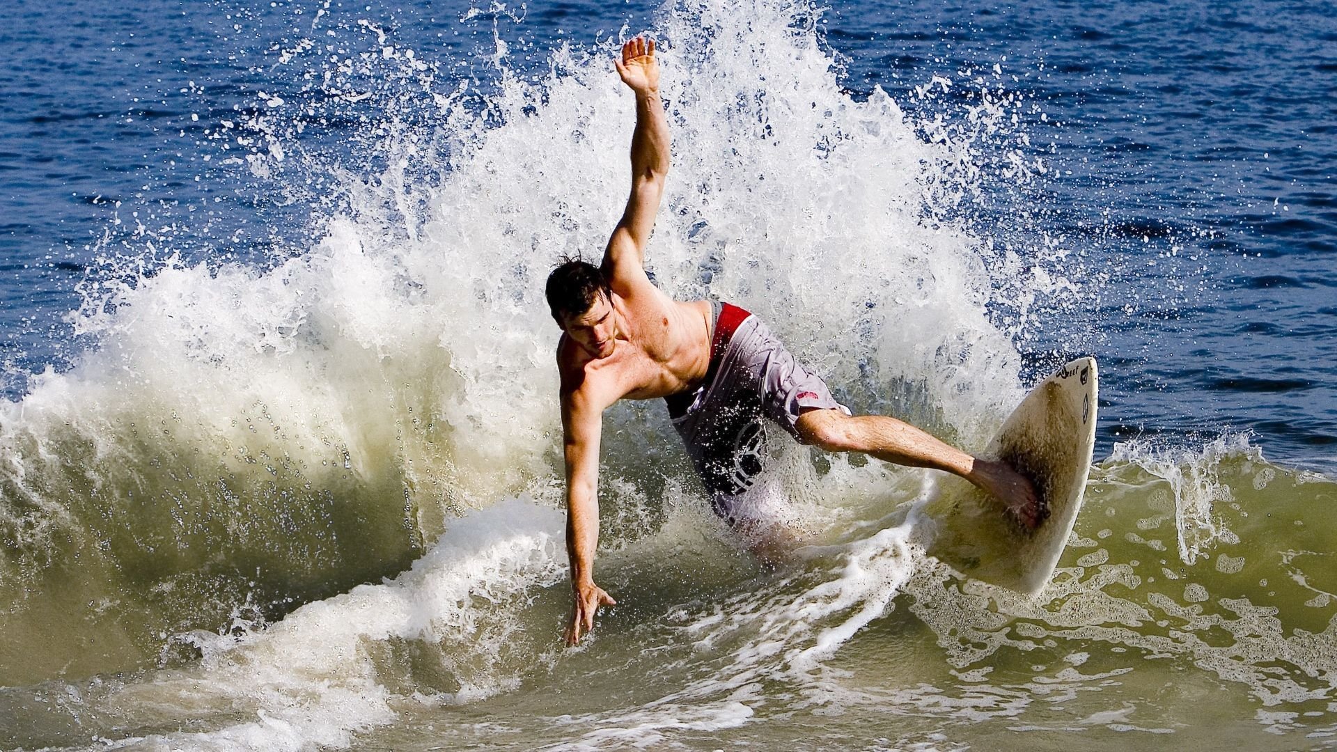 替补席火力全开谁是板凳奇兵，板凳球员和替补球员